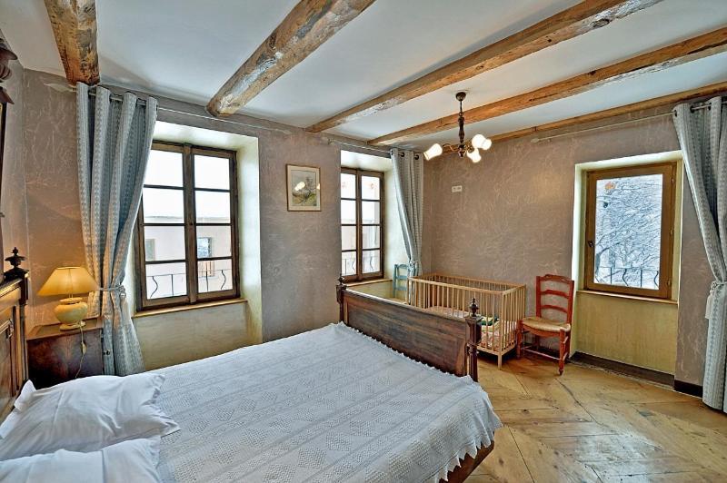 Chateau Du Terrail Montmaur  Zewnętrze zdjęcie